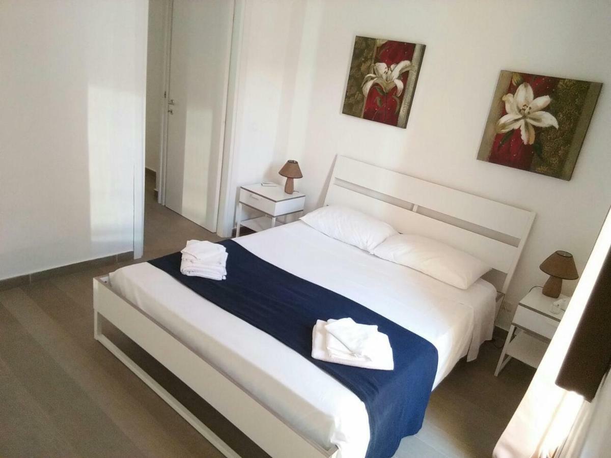 Le Amiche 2 Apartamento Marina di Ragusa Exterior foto