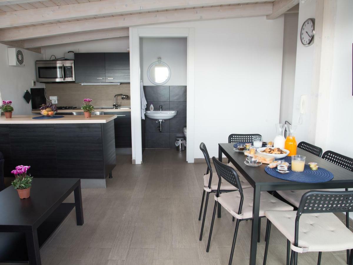 Le Amiche 2 Apartamento Marina di Ragusa Exterior foto