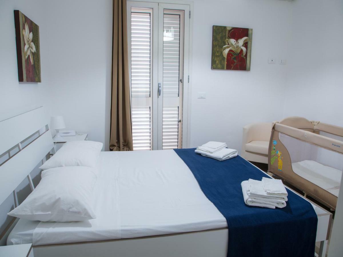 Le Amiche 2 Apartamento Marina di Ragusa Exterior foto